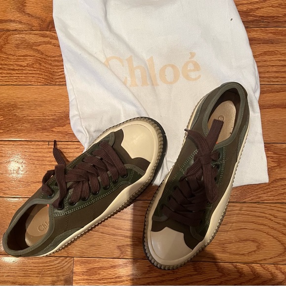 Chloe’ Olive green clint low-top sneaker - Picture 1 of 9